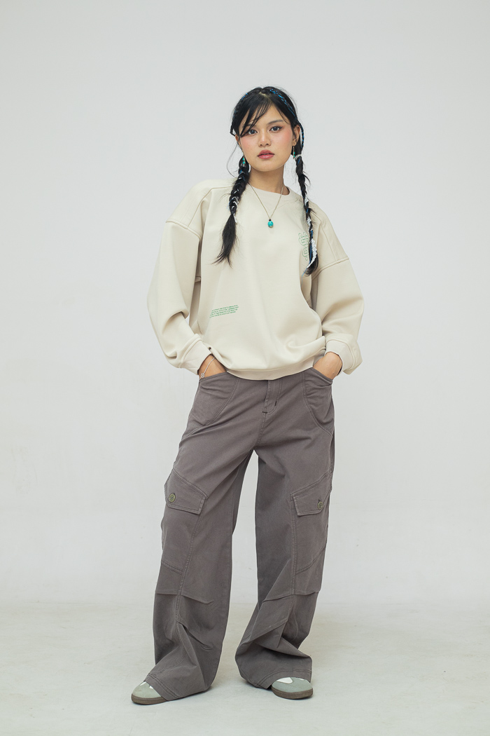 Endless knot ? Oatmeal Sweatshirt